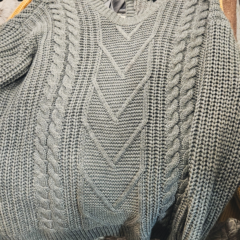 Women's Gray Cable Knit Sweater